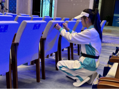 活跃在第六届中国-阿拉伯国家博览会上的“北方民大身影” 会展会务服务的青春力量